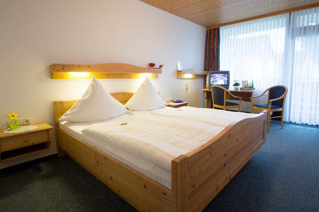 Hotel Am Lingelbach Knüllwald Cameră foto