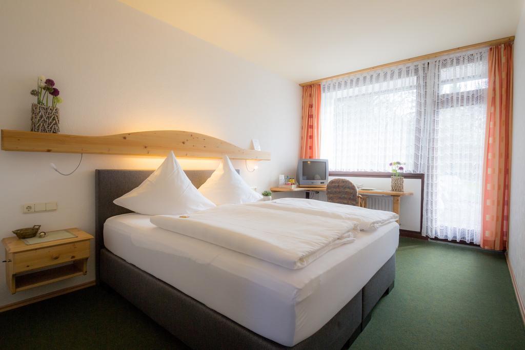 Hotel Am Lingelbach Knüllwald Cameră foto
