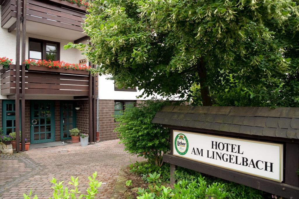 Hotel Am Lingelbach Knüllwald Exterior foto